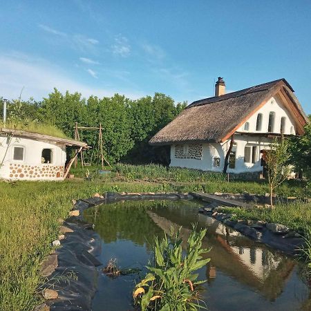 Вилла Сказочный Дом  Buki  Экстерьер фото